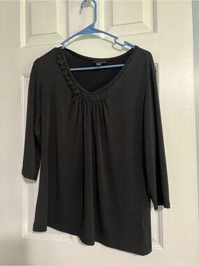 East 5th Black V-Neck Long Sleeve Top with Button Detail